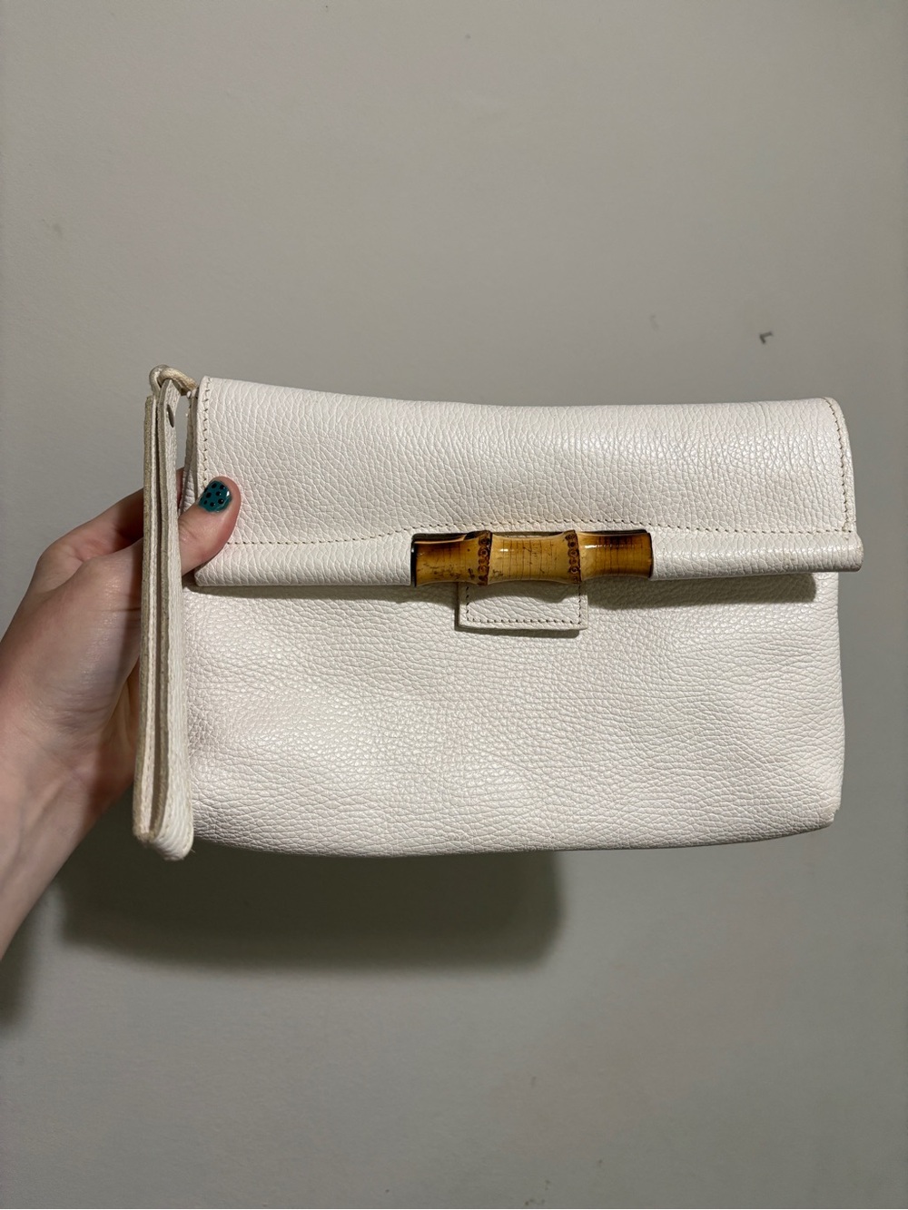 Cecconi Piero White Leather Bamboo Wristlet Clutch